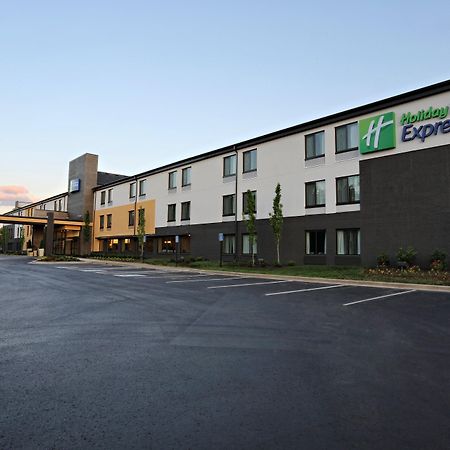 Holiday Inn Express Brentwood-South Cool Springs By Ihg Exterior foto